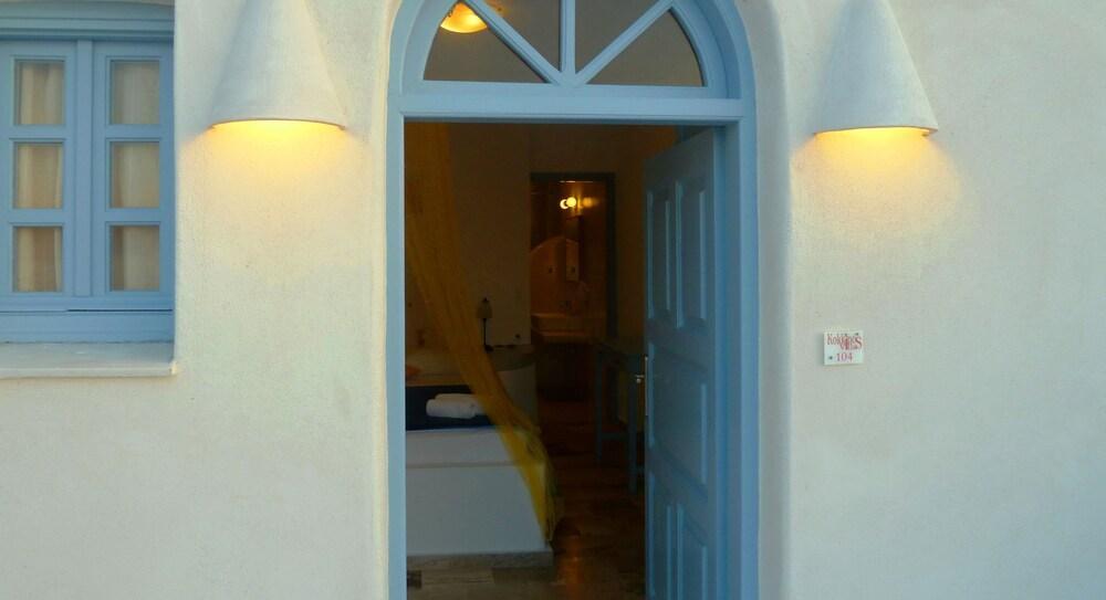 Hotel Kokkinos 3*